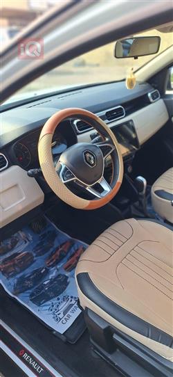 رینۆ داستەر